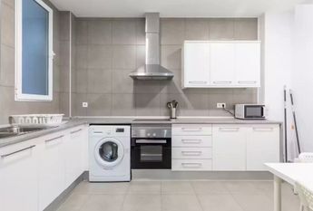 Carrer Almirall Cadarso, Valencia, Valencian Community 46005