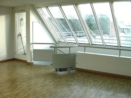 Fantastic gallery apartment with breathtaking views! - Photo 2