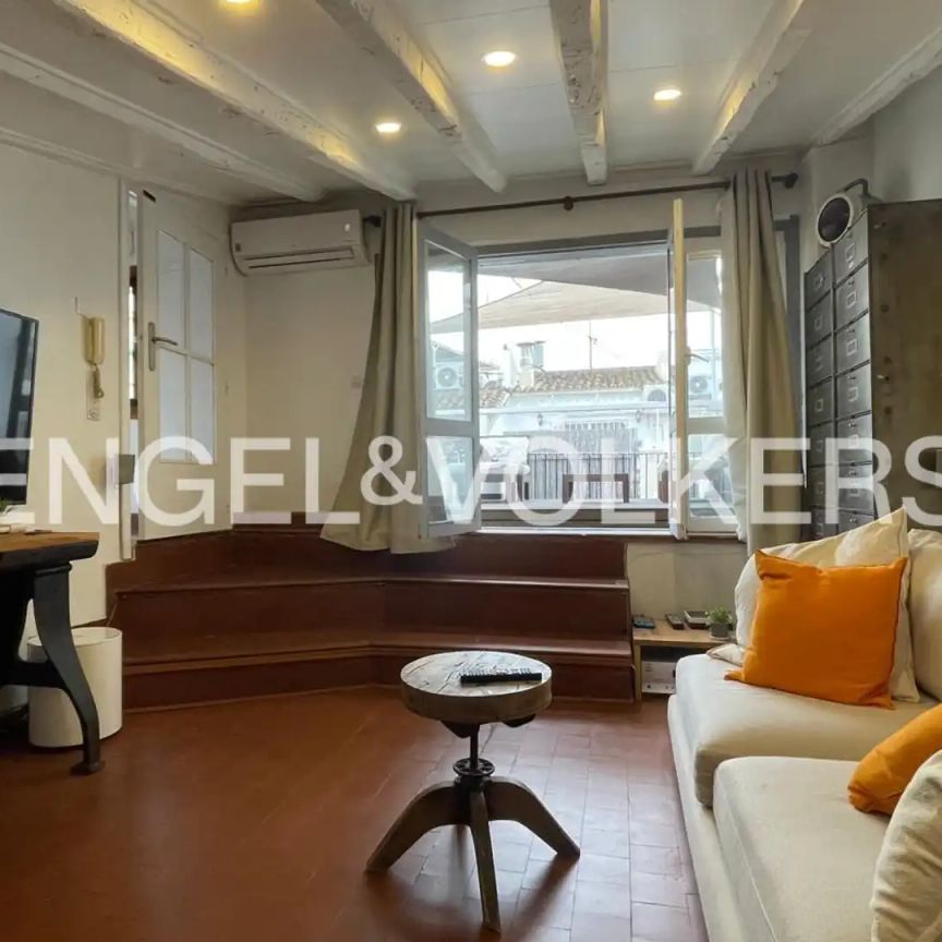 Piso de alquiler en Carrer del Bisbe en Jeroni, El Carme - Photo 1