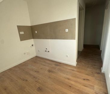 Frisch sanierte 2 ZKB-Wohnung - Foto 4