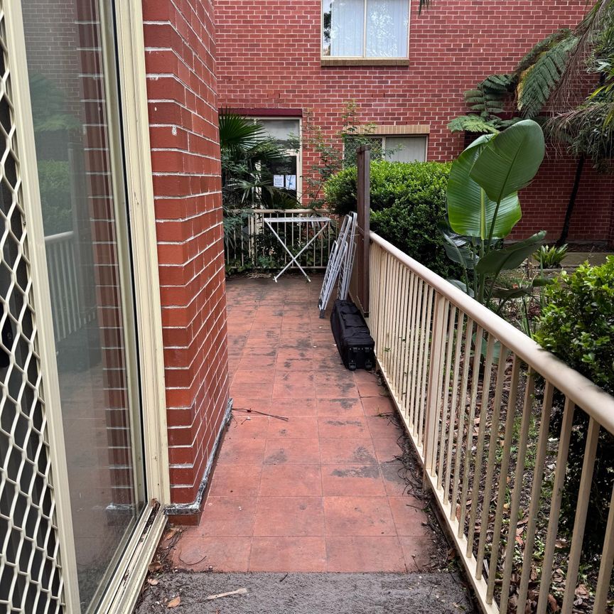 Dulwich Hill - Photo 1