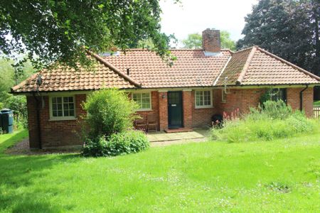 Church Lane, Letheringsett, NR25 7YA - Photo 5