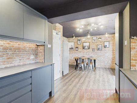 7 bedroom semi-detached house to rent - Photo 2