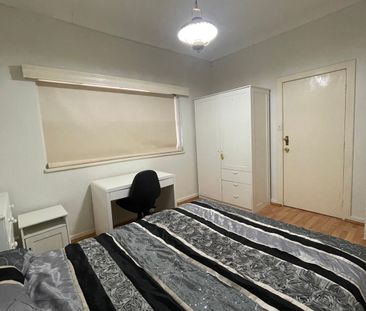 Croydon Park - Photo 5