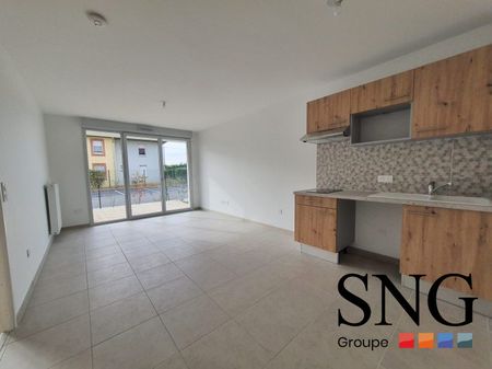 T2 AVEC TERRASSE ET JARDIN + 2 PARKINGS SOUS SOL - Photo 3