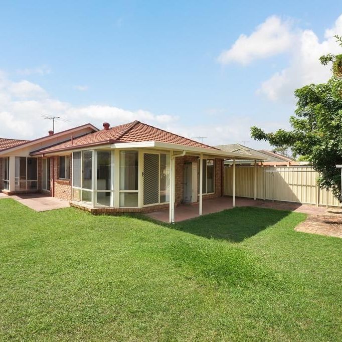 Stunning 3 Bedroom House in Sought-After Wattle Grove Location! - Photo 1