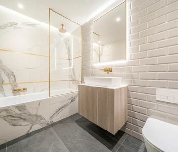 Triptych Place - Photo 3