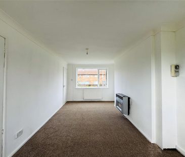 2 bedroom semi-detached house to rent - Photo 2