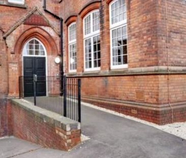 1 Bed Flat, Crocketts Lane, B66 - Photo 6