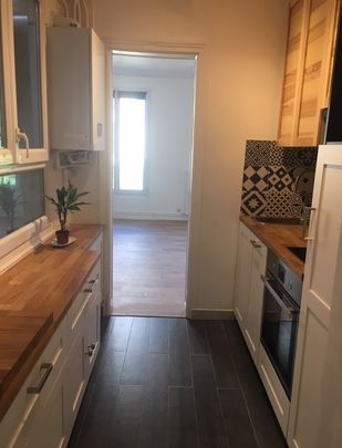 2 pièces - Meublé - 50,59 m² - 3ème étage - Colocation non autorisée - Photo 1