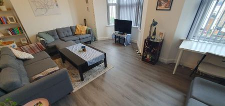 7 bedroom terraced house to rent - Photo 2