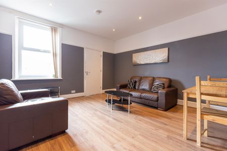 5 bed maisonette to rent in Warton Terrace, Heaton, NE6 - Photo 3