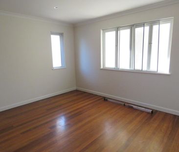 Spacious Family Home with Study and Large Backyard! - Photo 4