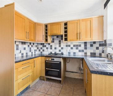 2 bedroom End of terrace house to rent - Photo 4