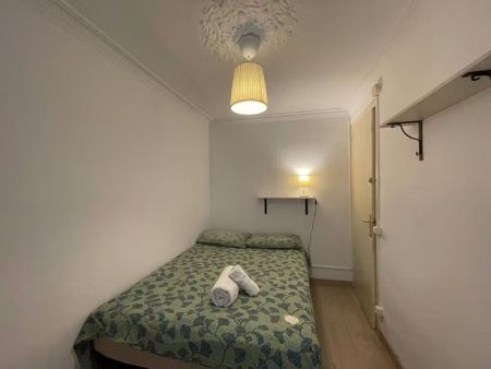 Carrer de la Mare de Déu dels Desemparats, Barcelona, Catalonia 08012 - Photo 3