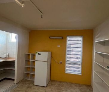 Studio With Ensuite Located at Adelaide fringe!!! - Photo 4