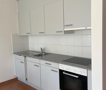 Pregassona – luminoso appartamento di 1 locale con ampio balcone e ... - Photo 6