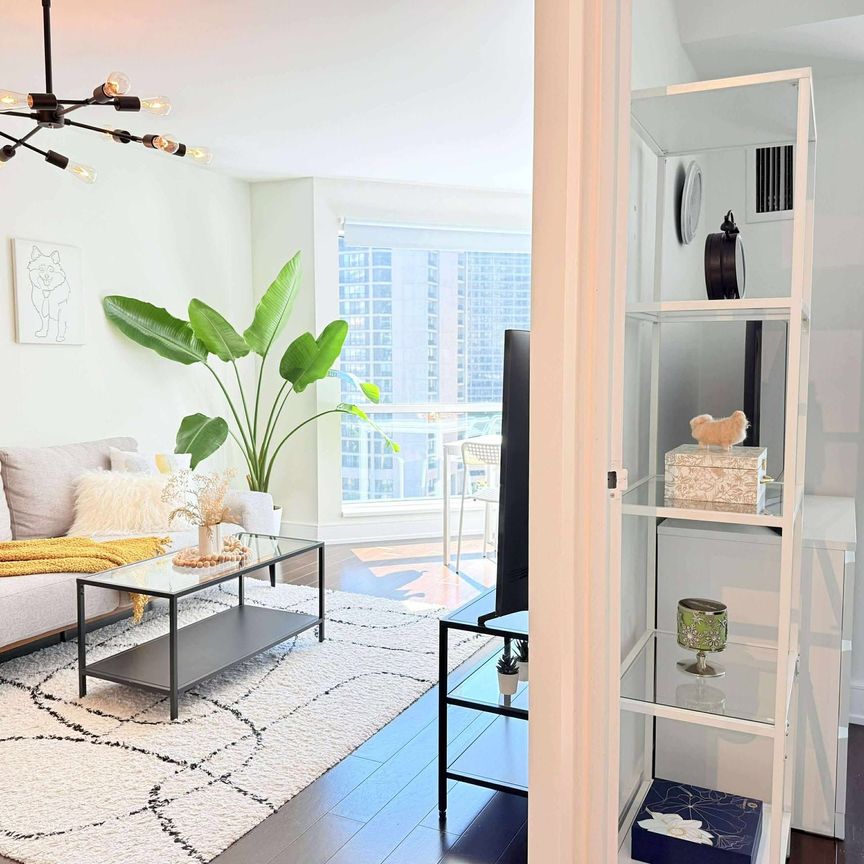 For Lease - 10 Queens Quay Unit# 1410, Toronto, Ontario - Photo 1