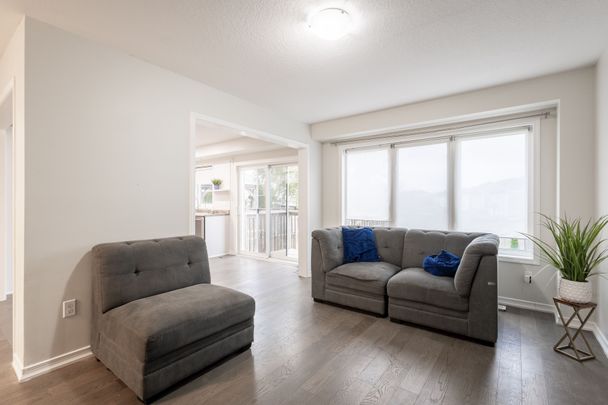 For Lease - 22 Lambert Crescent, Brantford, Ontario - Photo 1