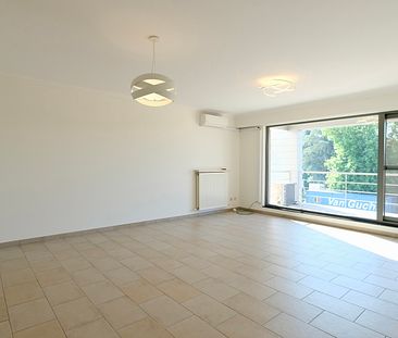 Ruim appartement in Kruibeke-centrum - Photo 3