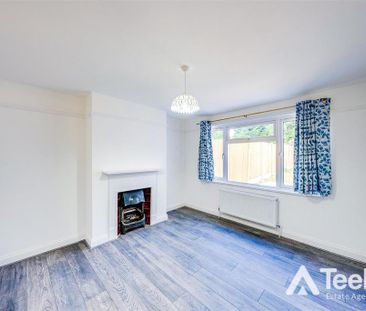 3 bedroom flat to rent - Photo 2