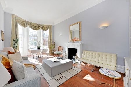 Egerton Place, Kensington and Chelsea, London, SW3 - Photo 3