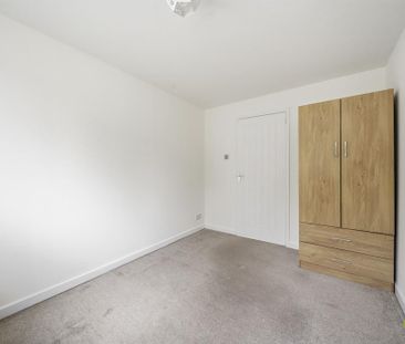 3 bedroom detached bungalow to rent - Photo 5