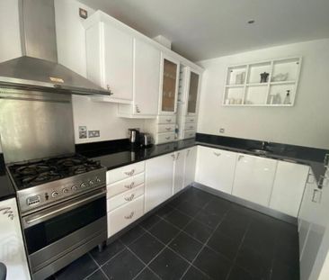 Apartment 1 6 Sans Souci Park, Belfast, BT9 5BZ - Photo 6