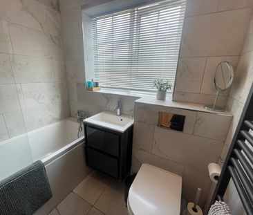 2 bedroom terraced house to rent - Photo 6