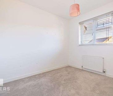 Tytherley Green, Bournemouth, BH8 - Photo 3