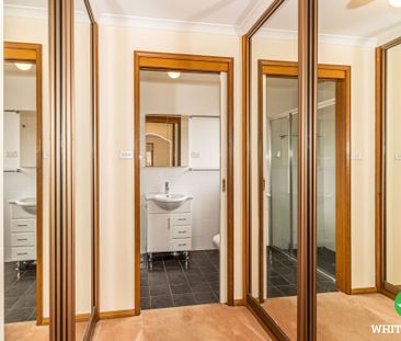 9 Firbank Close, Isabella Plains ACT 2905 - House For Rent | Domain - Photo 3