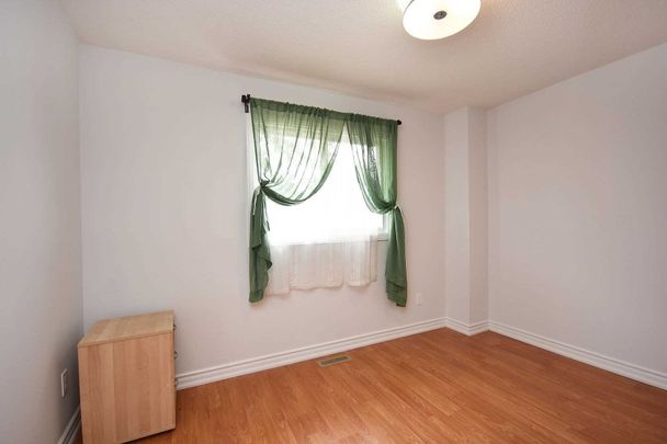 For Lease - 1124 Shagbark Crescent, Mississauga, Ontario - Photo 1
