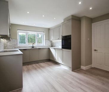 4 bedroom detached house to rent - Photo 6