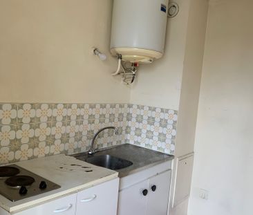 Location Appartement 1 pièce 31m² - Photo 4