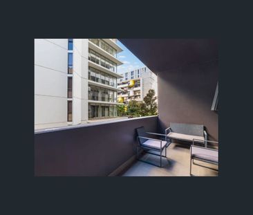 Split Lvl 1 Bed 2 Bath Apartment (Can be 2 Bed Apt) For Lease - Photo 6