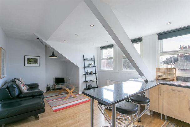 1 bedroom flat to rent - Photo 1