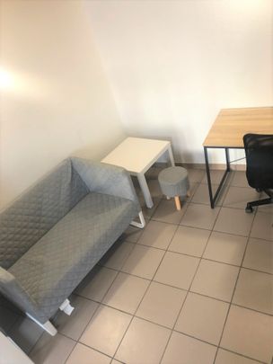 STUDIO MEUBLE HYPER CENTRE DE VALENCIENNES SECTEUR POTERNE - Photo 1