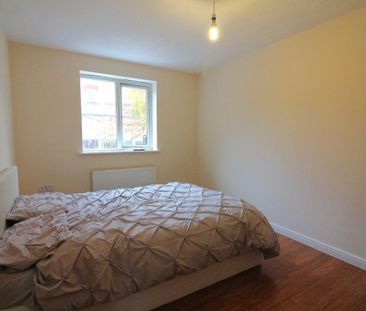 3 bedroom detached house to rent - Photo 5