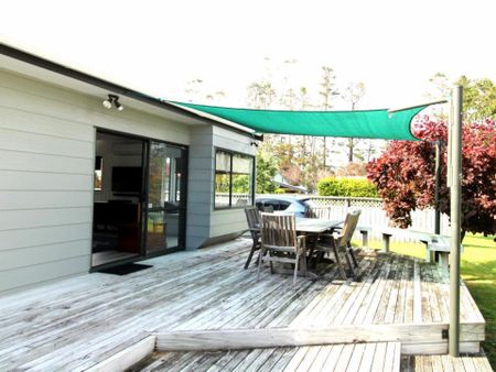 FERNHILL BEACH HOUSE - Photo 3