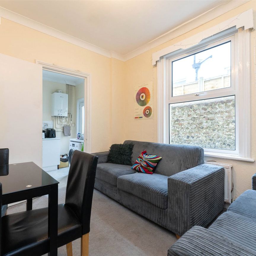 5 bedroom terraced house to rent - Photo 1