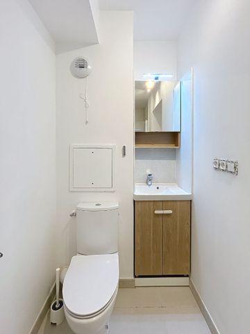 Appartement à louer - REIMS HYPER CENTRE - LES RIVES DE VESLE - Photo 5