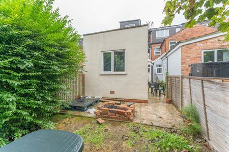 147 Heeley Road - Photo 5