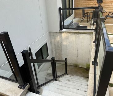 For Lease - 855 Tenth Street, Mississauga, Ontario - Photo 3