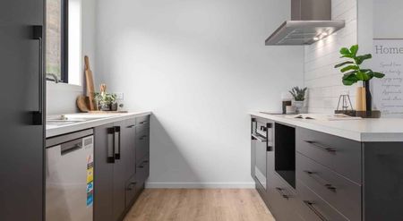 Easy Living in Whitby - Photo 3