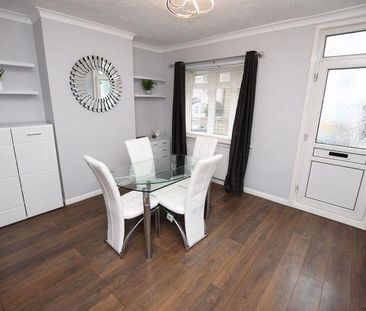 2 bedroom property to rent - Photo 1