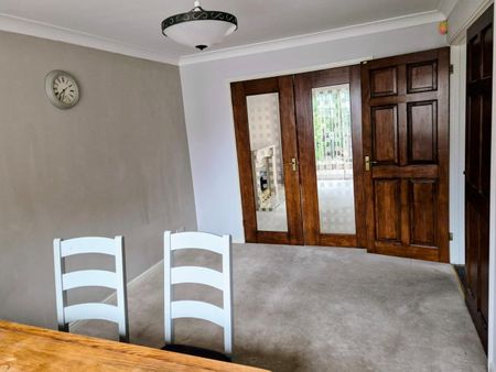 4 Bed Detached House, Torrington Avenue, CV4 - Photo 3