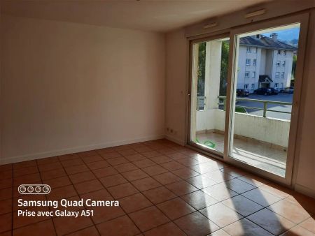 Location appartement 2 pièces - 43m² à Sallanches (74700) - Photo 2