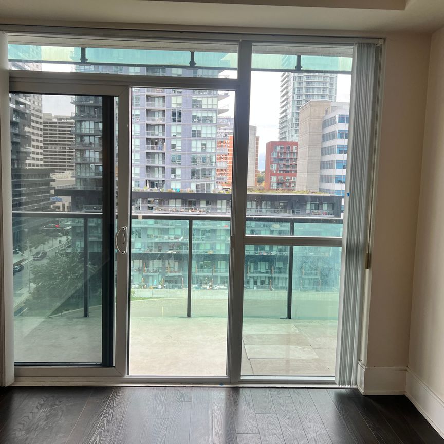 Beautiful Suite at the Heart of Yonge and Eglinton - Photo 1