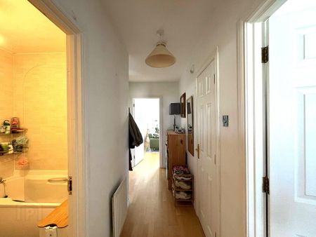 56 Bates Park, Greenisland, Carrickfergus, BT38 8TS - Photo 2