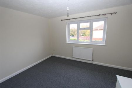 2 bedroom detached house to rent - Photo 3